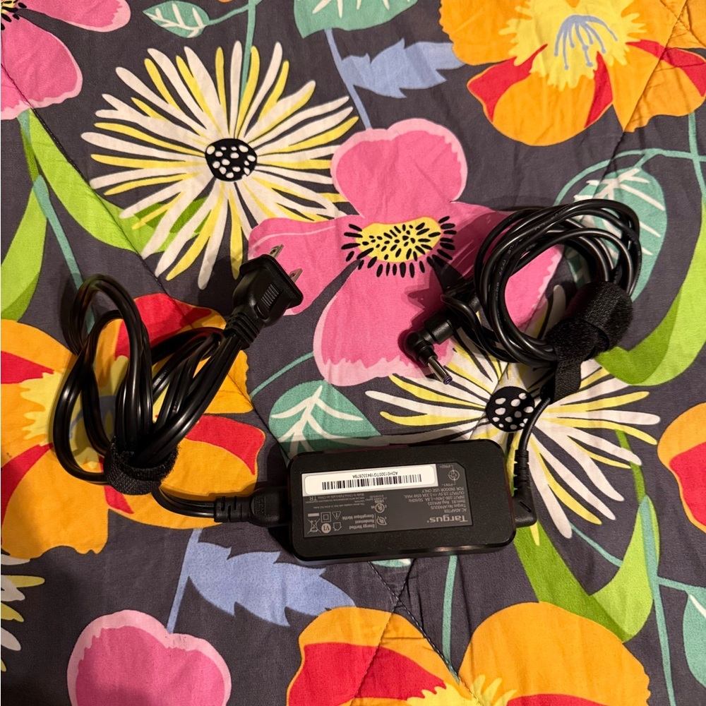 Targus Black Power Adapter